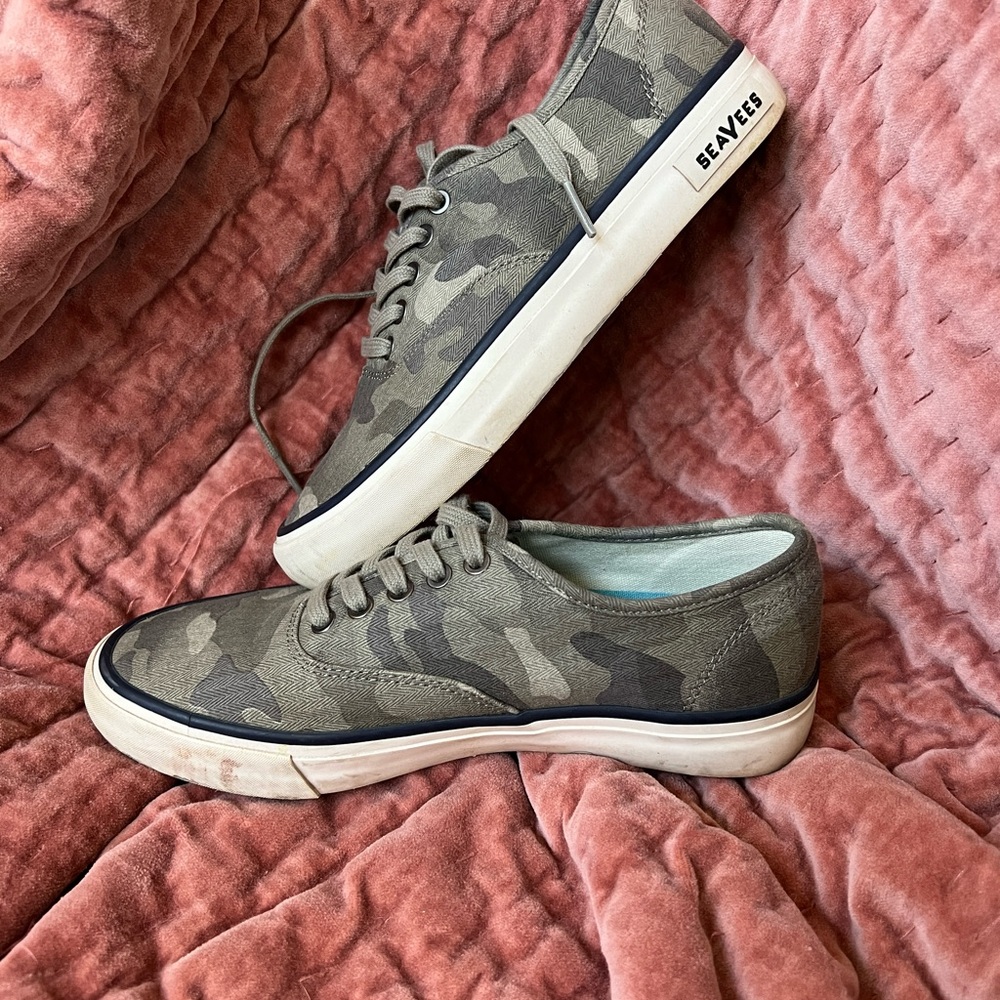 Sea Vees women’s casual wear sneakers